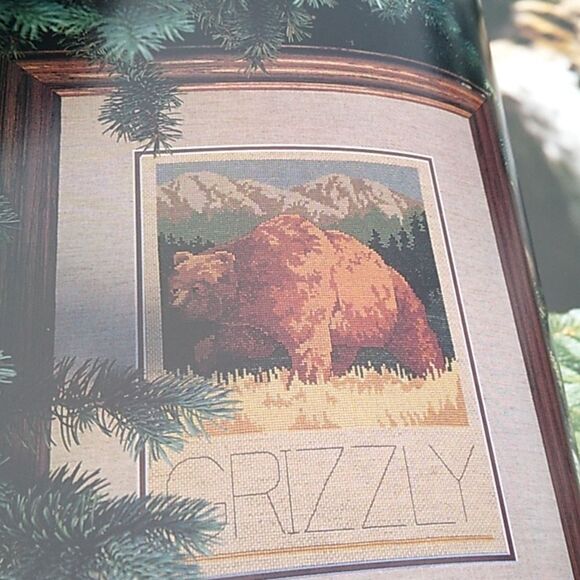 Vanessa-Ann's Holidays In Cross-Stitch Book - Picture 6 of 7